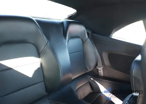 2021 Ford Mustang Ecoboost Premium from USA, damaged, VIN 1FATP8UH1M5116488